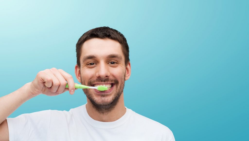 Regular Toothbrush vs. Electric Toothbrush